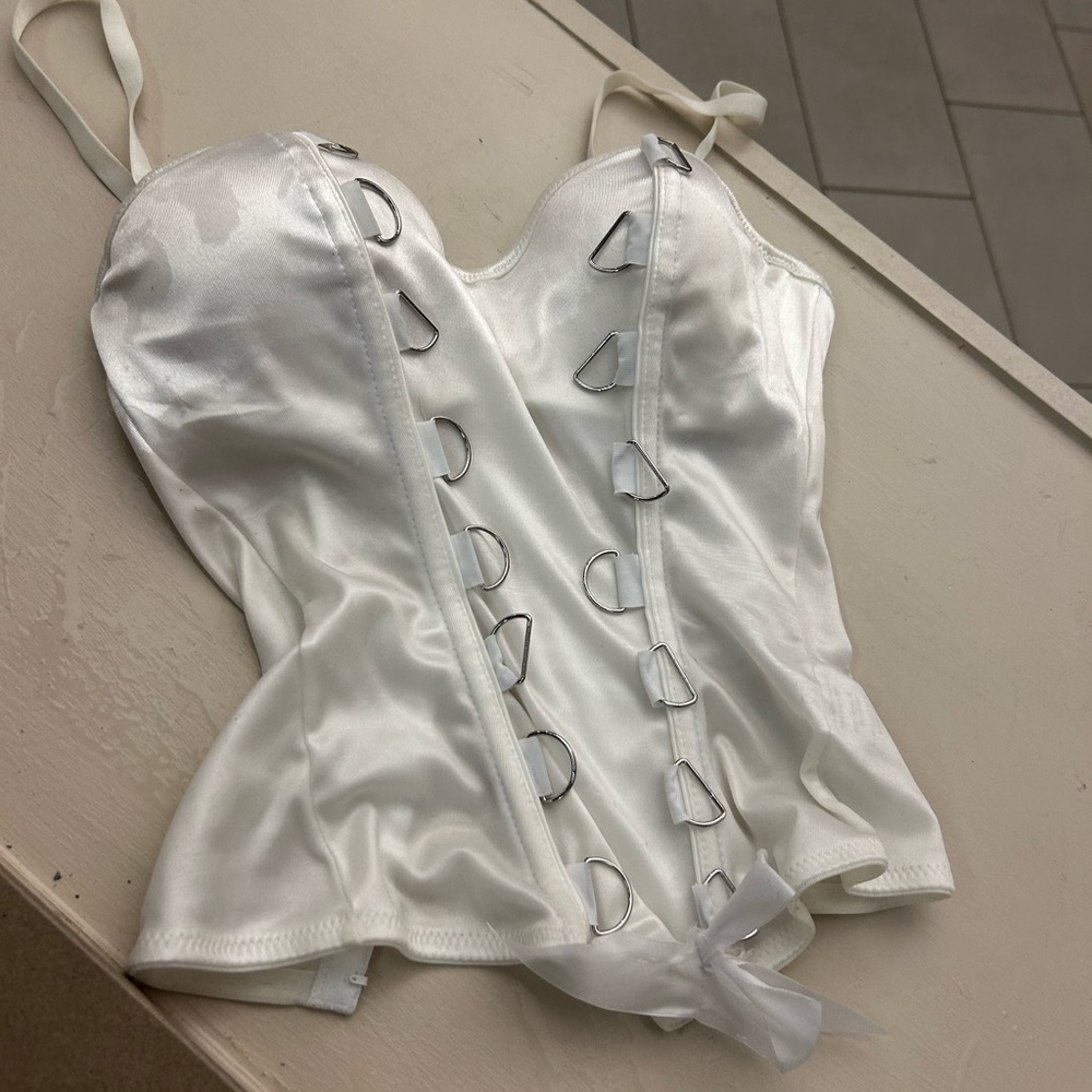 Stylish White Satin Corset with Lace-Up Detail XS